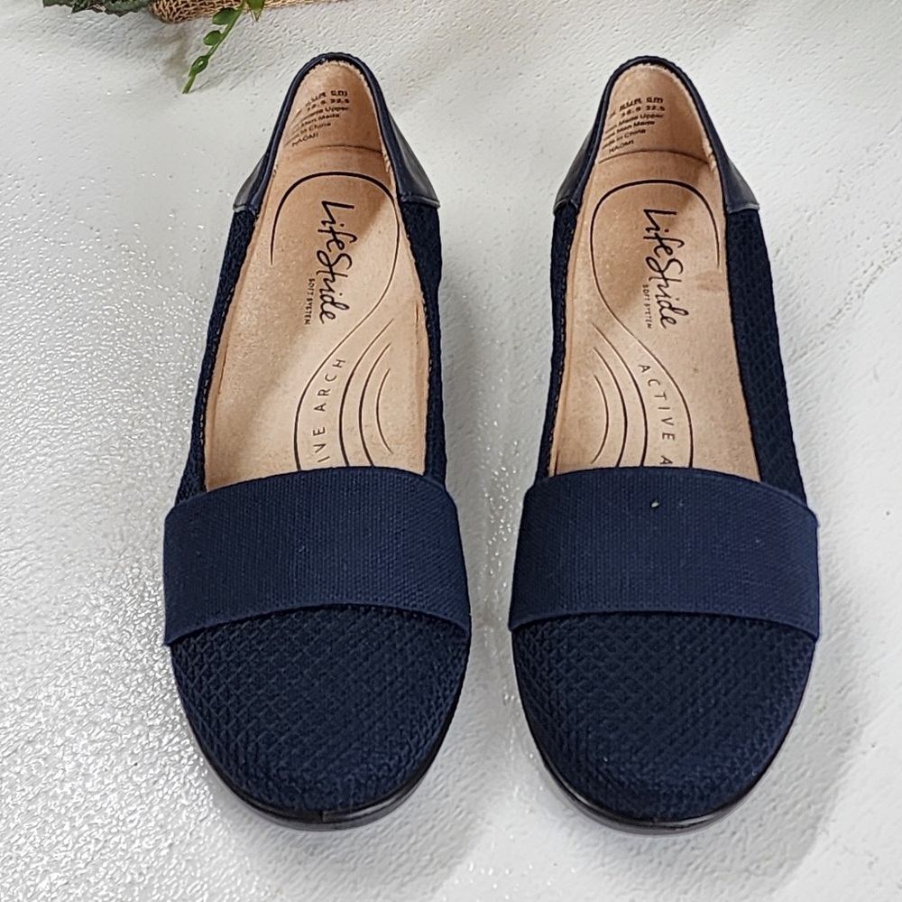 Life Stride Navy Women's Shoes